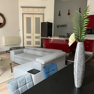 appartement-au-palais.hotels-rhonealpes.com/